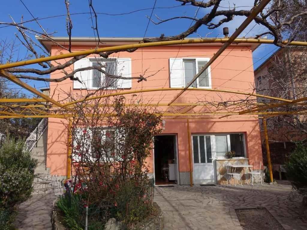 Apartment In Omisalj - Insel Krk 39736 ภายนอก รูปภาพ
